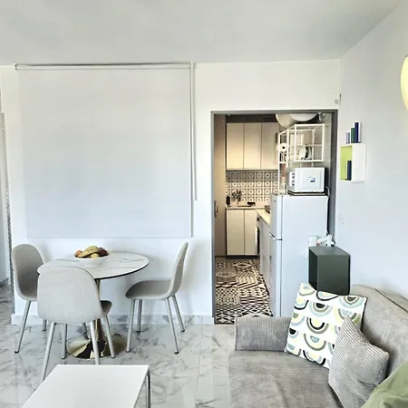 Nogalera Skyline Retreat One Bedroom With Balcony And Amazing Sea And Views By Namaste Elite Apartamento *