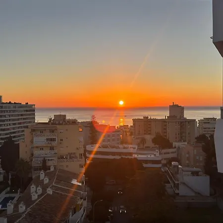 Nogalera Skyline Retreat One Bedroom With Balcony And Amazing Sea And Views By Namaste Elite Apartamento *