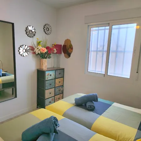Appartamento Nogalera Skyline Retreat One Bedroom With Balcony And Amazing Sea And Views By Namaste Elite