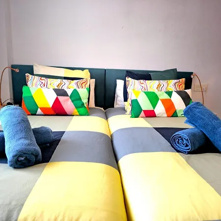 Lägenhet Nogalera Skyline Retreat One Bedroom With Balcony And Amazing Sea And Views By Namaste Elite